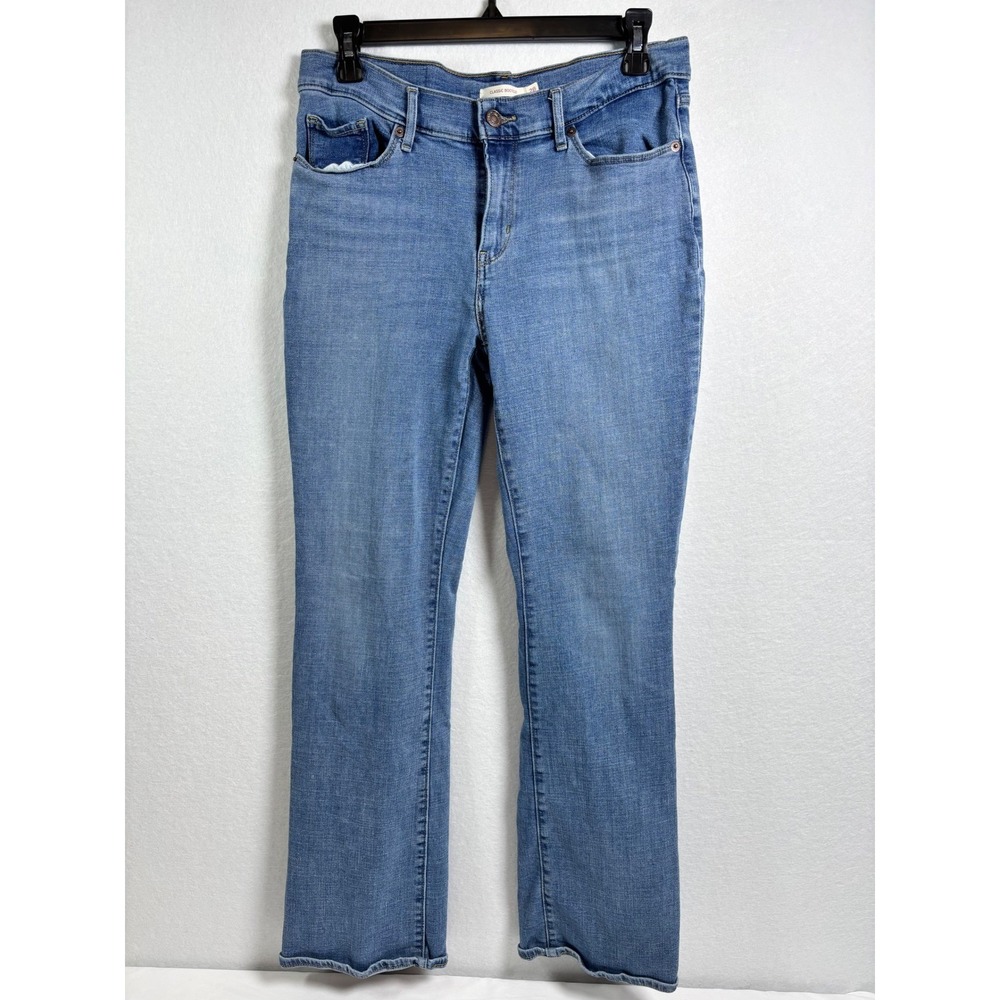Levis Classic Bootcut Jeans Womens 28 Medium Wash Denim 39252-0027 W28 L32